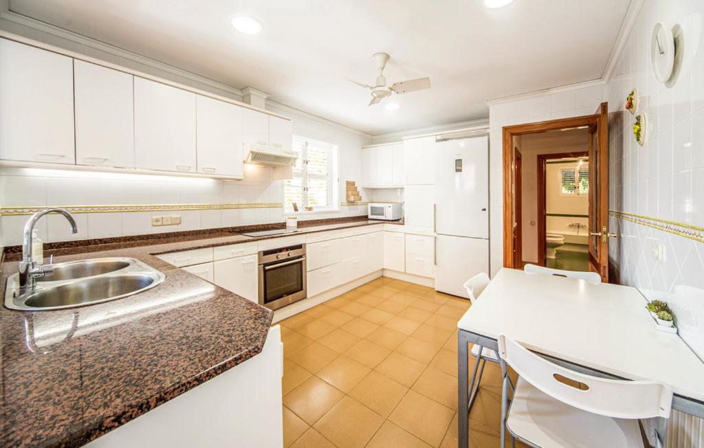 Agradable Villa Junto Al Mar Con Piscina Sagunto Exteriör bild